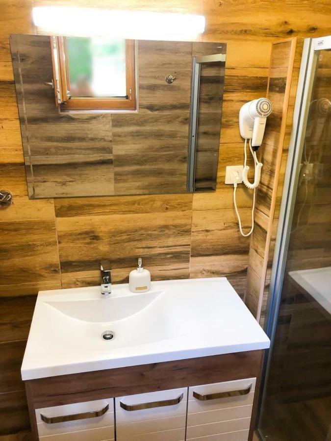Brvnara Vrsac Villa Bagian luar foto